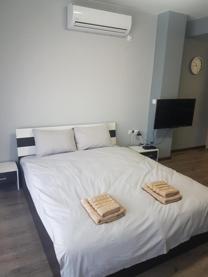Luxury Suites 3 卡尔洛沃 外观 照片
